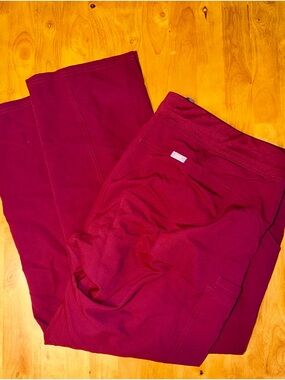 FIGS Women's Ankle Scrub Pants in Deep Berry XXL